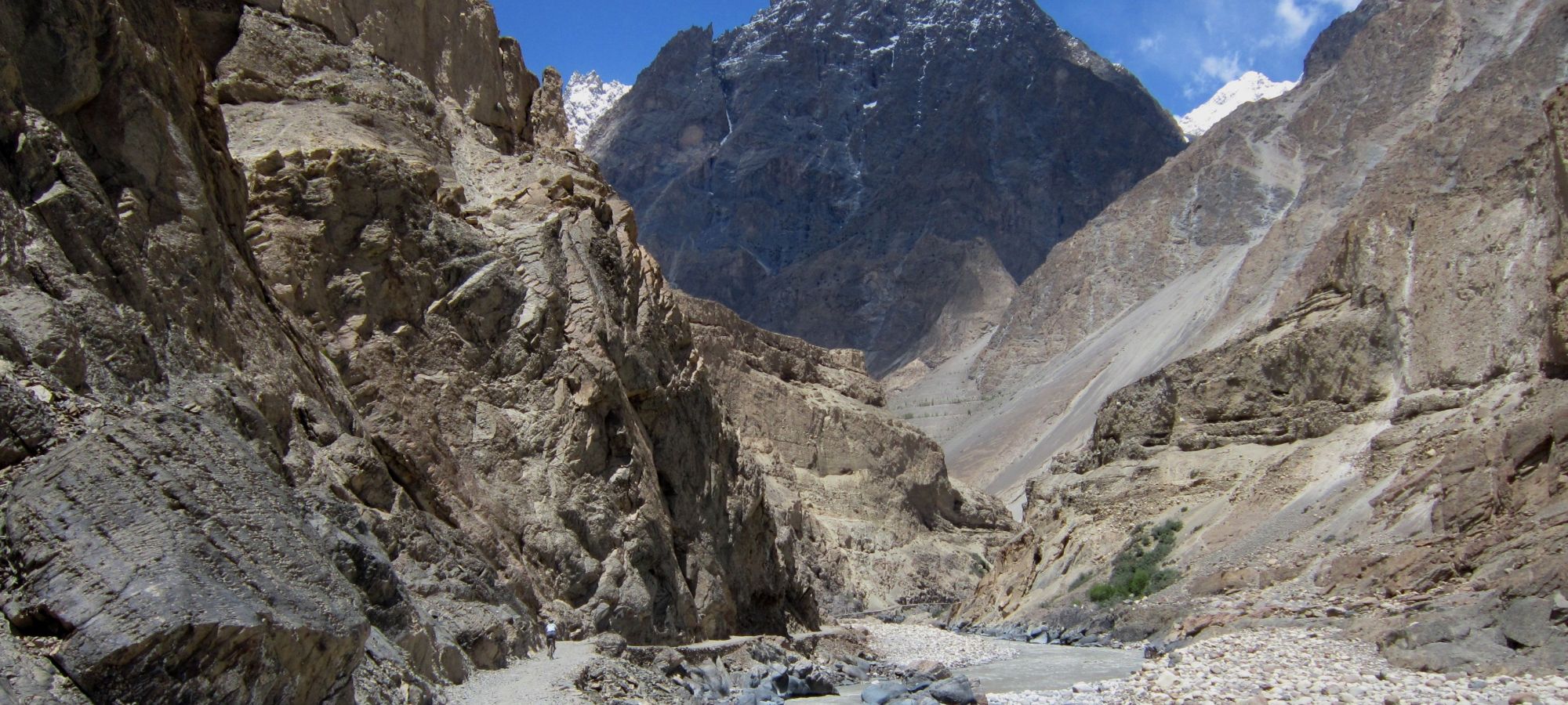 Cycling to Shimshal, Pakistan